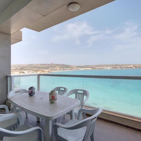 Beachfront Pretty Holiday Home Mellieha Ngoại thất bức ảnh