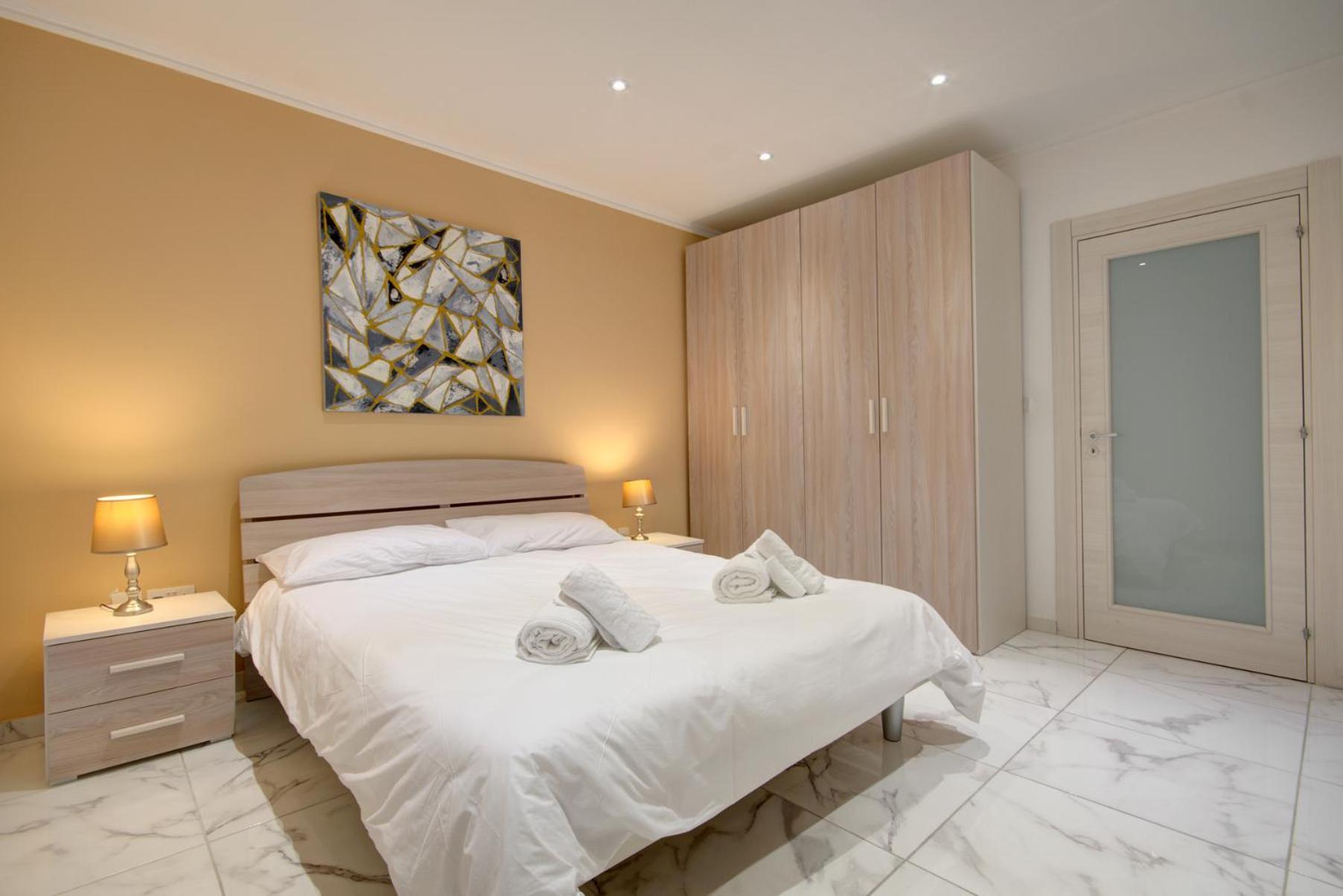 Beachfront Pretty Holiday Home Mellieha Ngoại thất bức ảnh