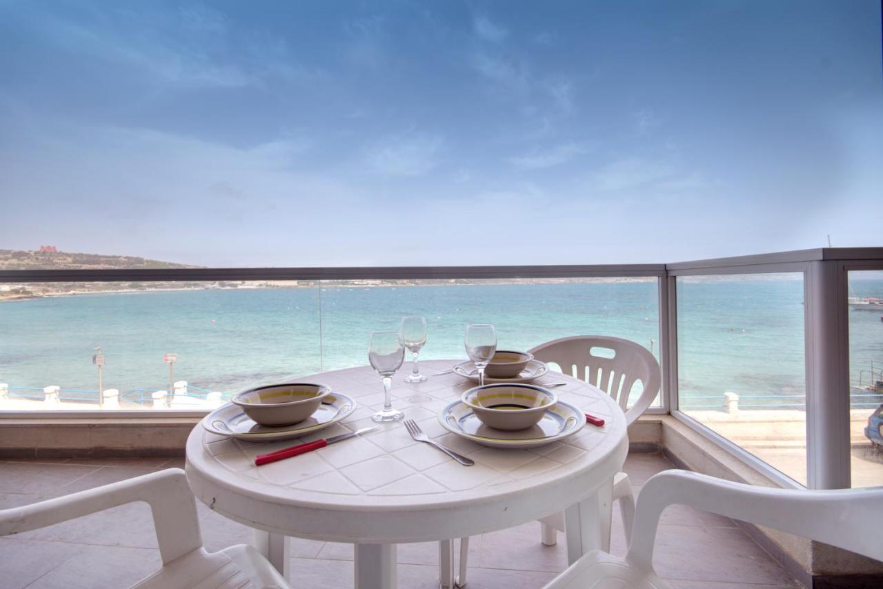Beachfront Pretty Holiday Home Mellieha Ngoại thất bức ảnh